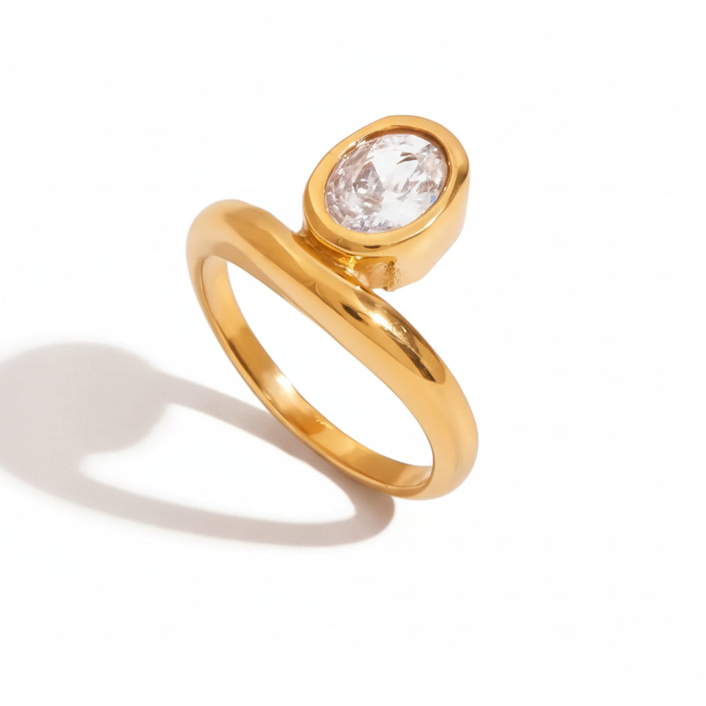 Linear Zircon Ring – 18K Gold Plated Stainless Steel