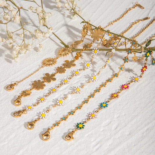 Daisy Chain Bracelet – 18K Gold Plated Stainless Steel