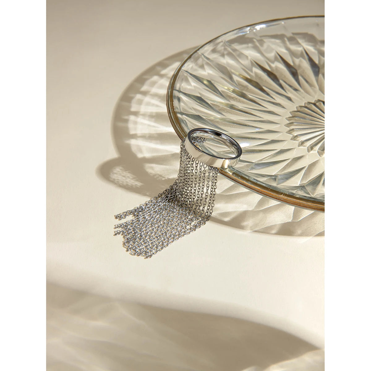 Chain Tassel Ring – 18K Gold Plated Stainless Steel