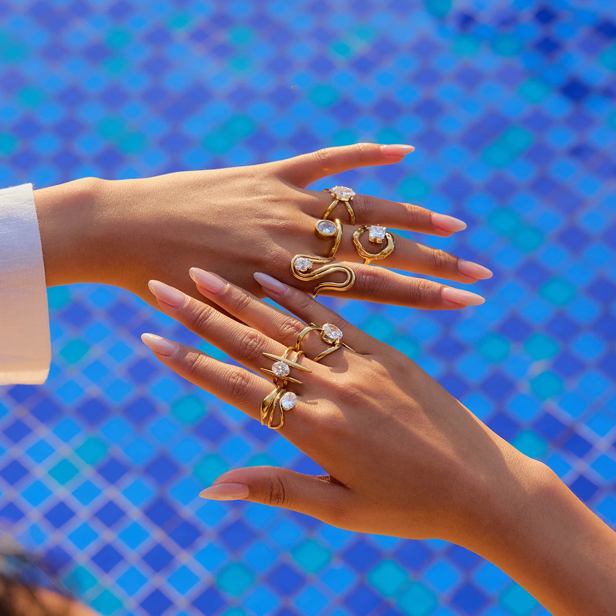 Linear Zircon Ring – 18K Gold Plated Stainless Steel