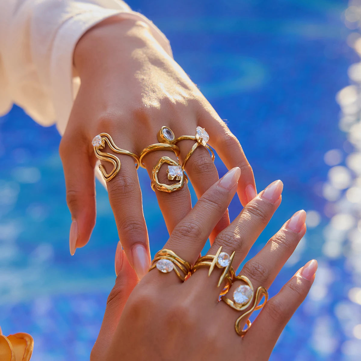 Linear Zircon Ring – 18K Gold Plated Stainless Steel