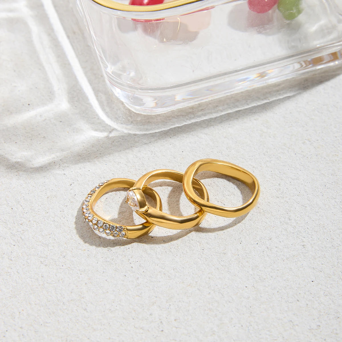 Rhinestone Band Ring – 18K Gold Plated Stainless Steel