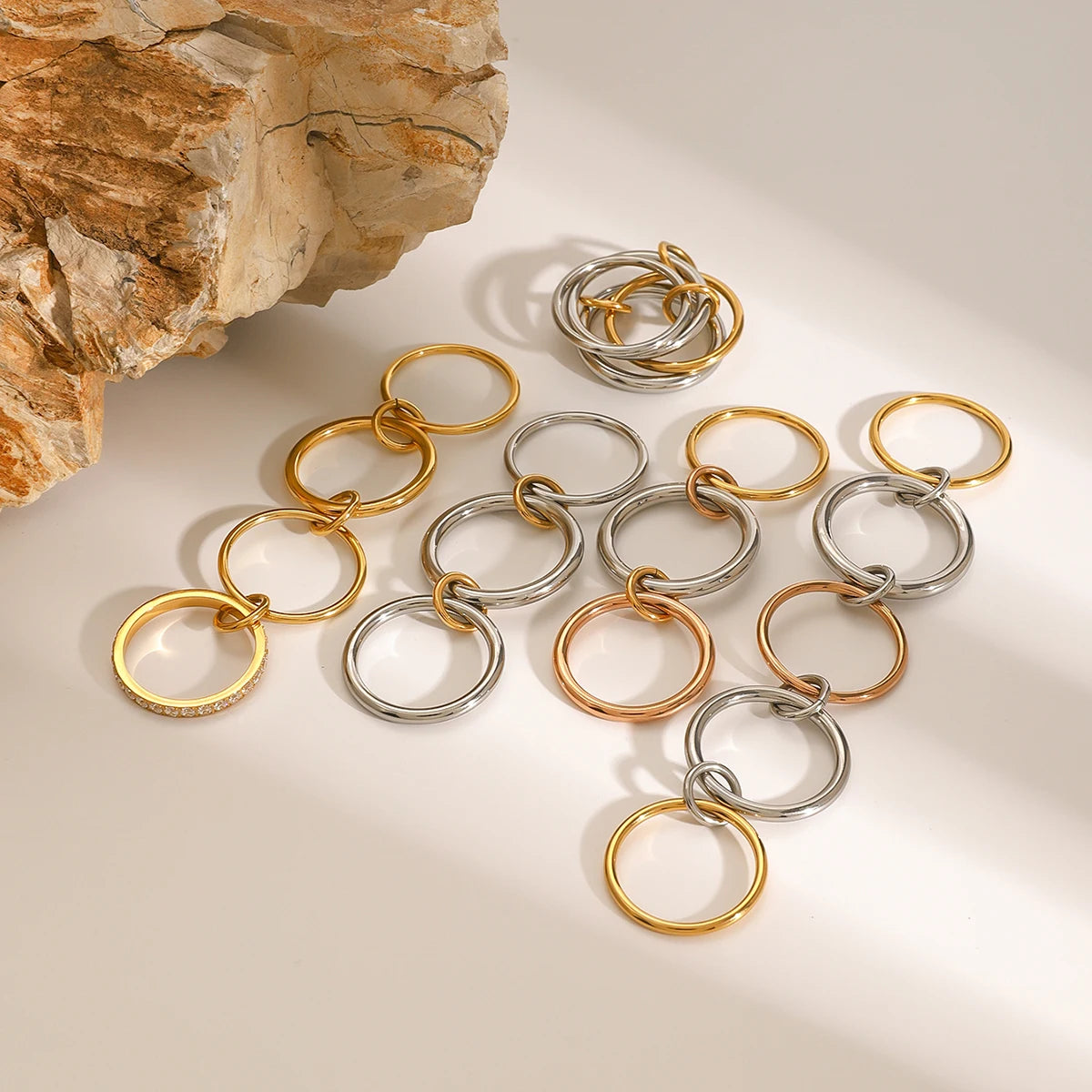 Trinity Interlocking Ring - 18K Gold & Silver Plated