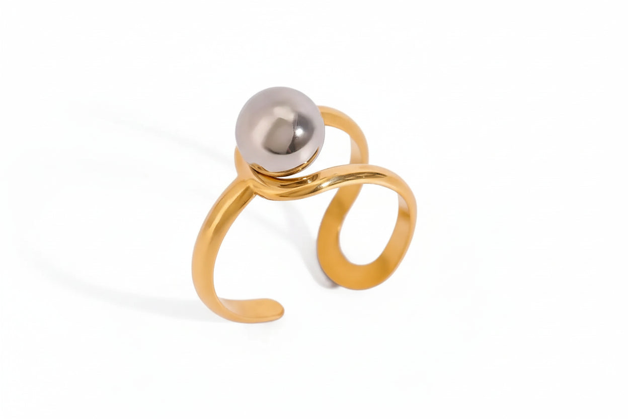 Hollow Steel Ball Open Ring – 18K Gold Plated Stainless Steel