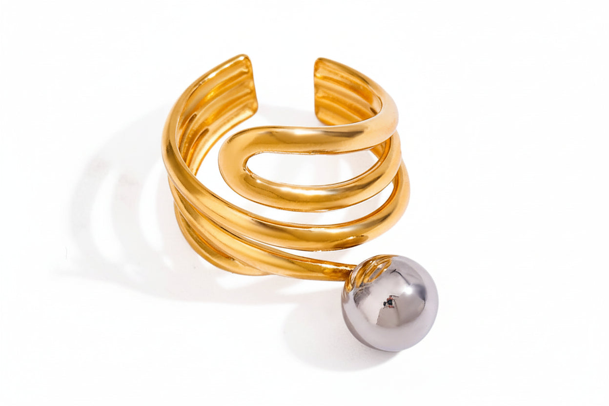 Hollow Steel Ball Open Ring – 18K Gold Plated Stainless Steel