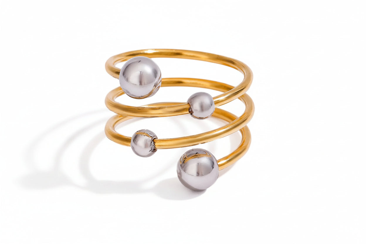 Hollow Steel Ball Open Ring – 18K Gold Plated Stainless Steel