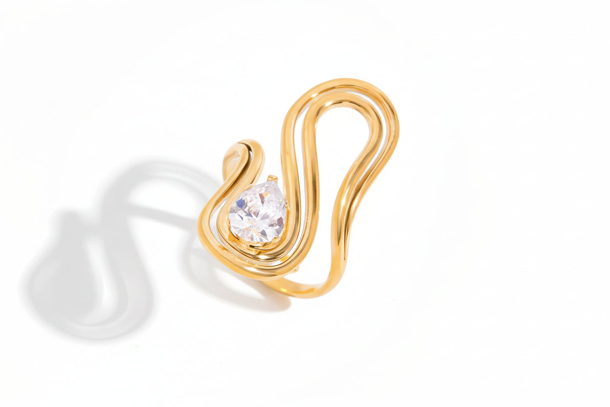 Linear Zircon Ring – 18K Gold Plated Stainless Steel